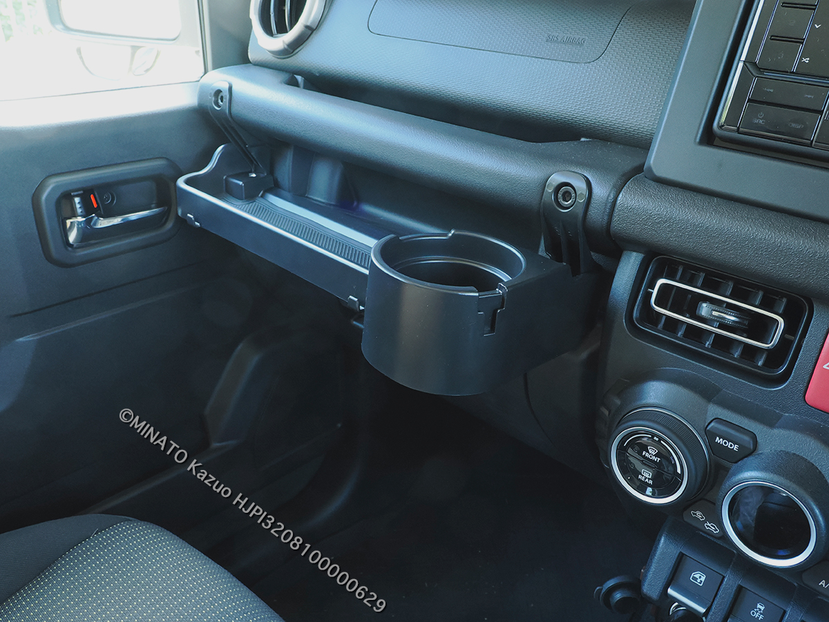 サイドテーブル