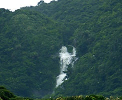 ユツン三段の滝