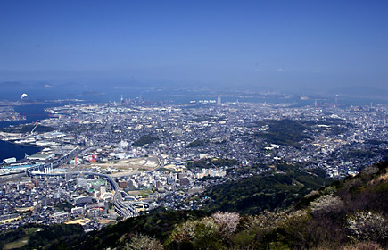 皿倉山から眺めた北九州市